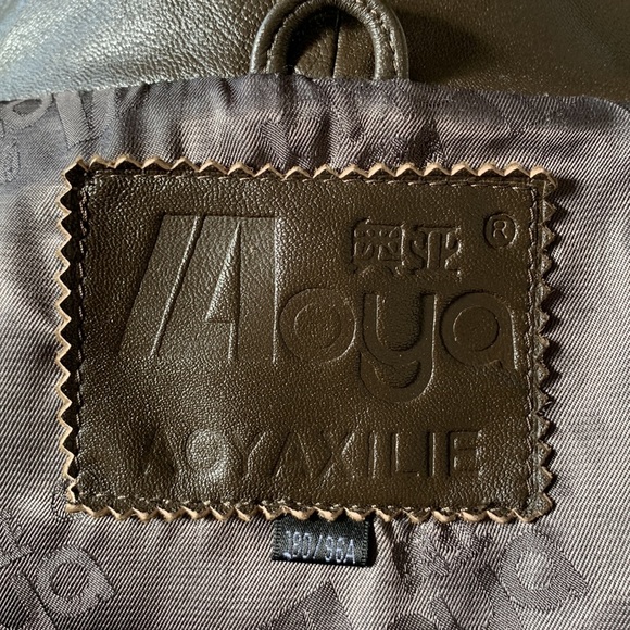 Finest genuine leather man bomber jacket with removable mink collar. - Picture 11 of 15